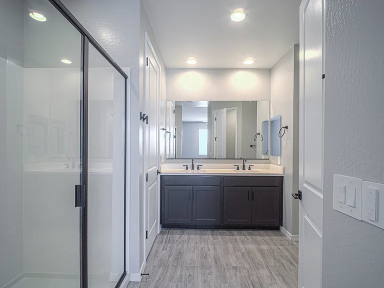 35879 W Santa Barbara Ave — Photo 39