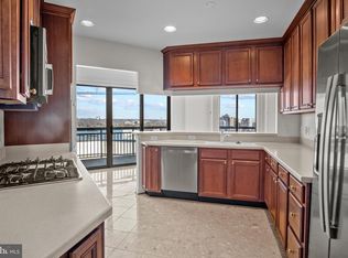901 N Monroe St PH 7, Arlington, VA 22201