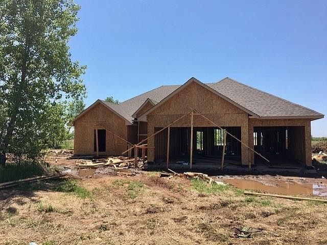 2nd image of 1392 Kelly Farm Rd