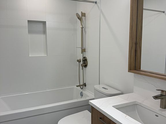 3rd image of 601 Rochester Ave #4XX