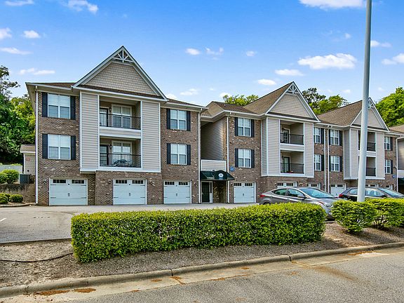 3rd image of 210 Fountainhead Ln Unit 103