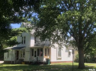 321 S McArthur St, Macomb, IL 61455