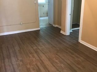 2004 Washington Ave, Conway, AR 72032