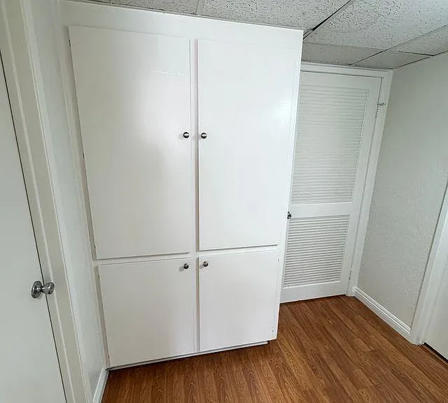 18144 Burbank Blvd #203 — Photo 22