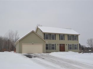 793 Red Fox Cir, Ontario, NY 14519