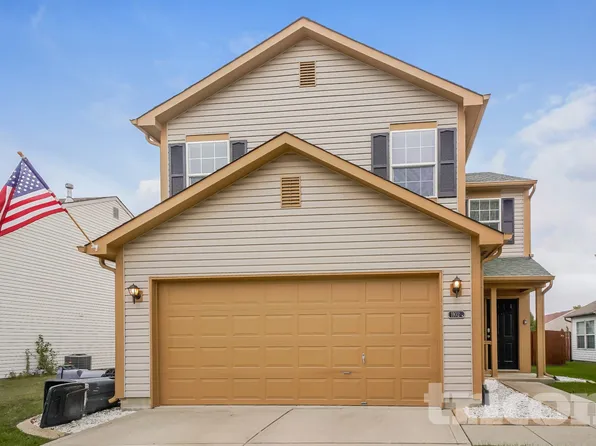 1102 Central Park Blvd N, Greenwood, IN 46143