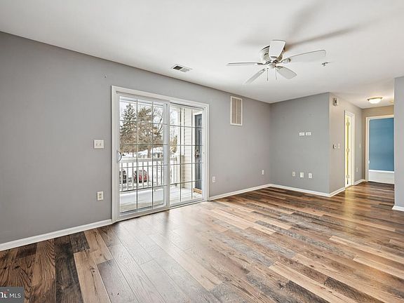 5th image of 62 Highbridge Ln