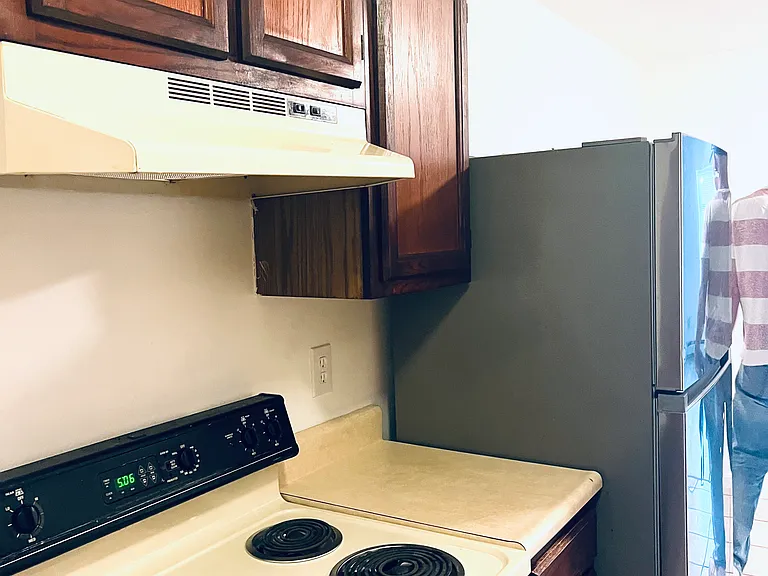 420 Woodward Rd #20 — Photo 4
