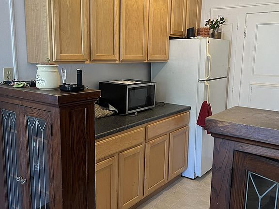 3rd image of 2927 S Delaware Ave #11006462