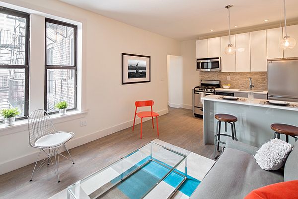 1st image of 48 W 138th St #C