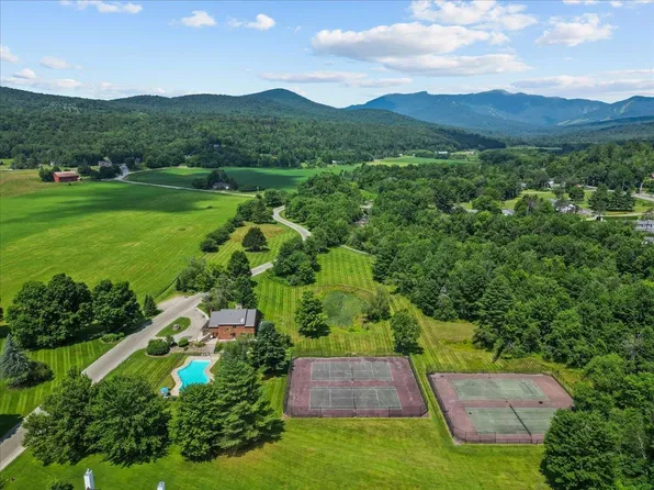 70 Field Road #5, Stowe, VT 05672