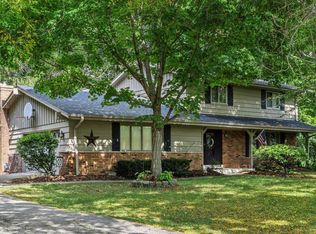 4010 Chicory Rd, Racine, WI 53403