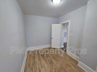 3111 W Walnut St, Milwaukee, WI 53208