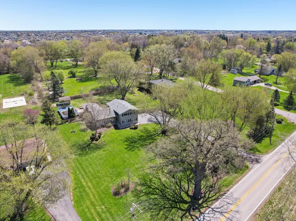 7N401 Stevens Rd, St Charles, IL 60175