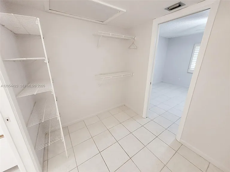 7523 Greenlake Way #C — Photo 20