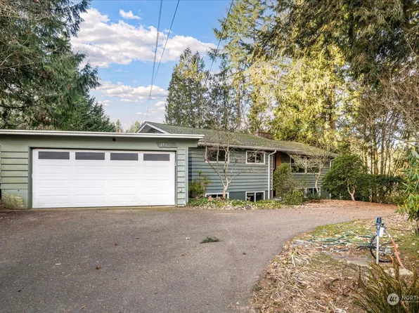 17023 37th Avenue NE, Lake Forest Park, WA 98155