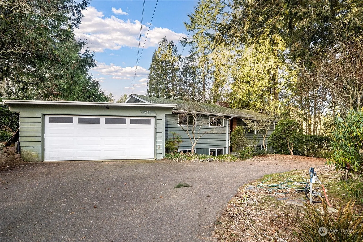 17023 37th Avenue NE photo 1