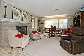 Living Room / Dining Room