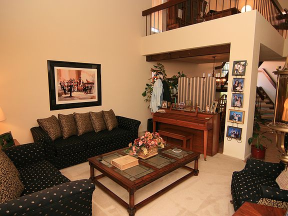 2nd image of 458 Potomac Way