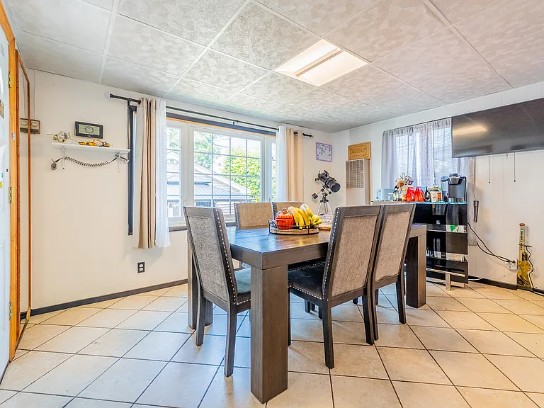3536 S 61st Ct — Photo 18