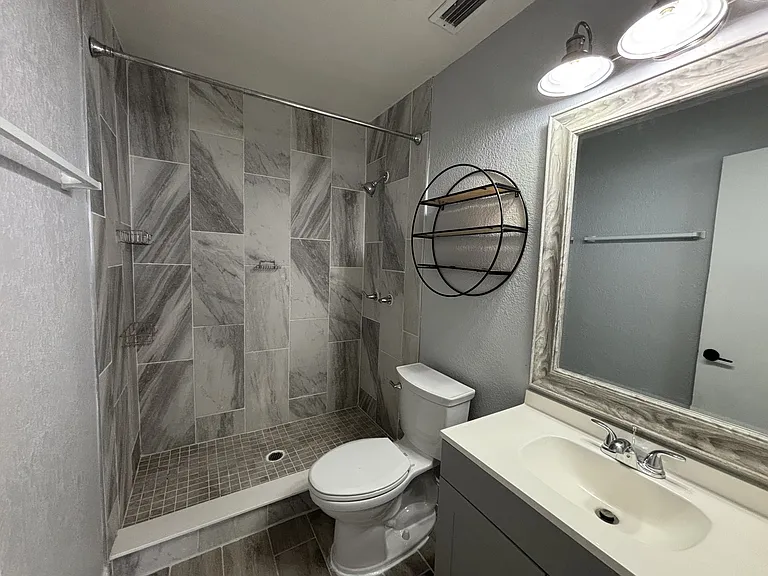 109 S Colorado Ave #A — Photo 11