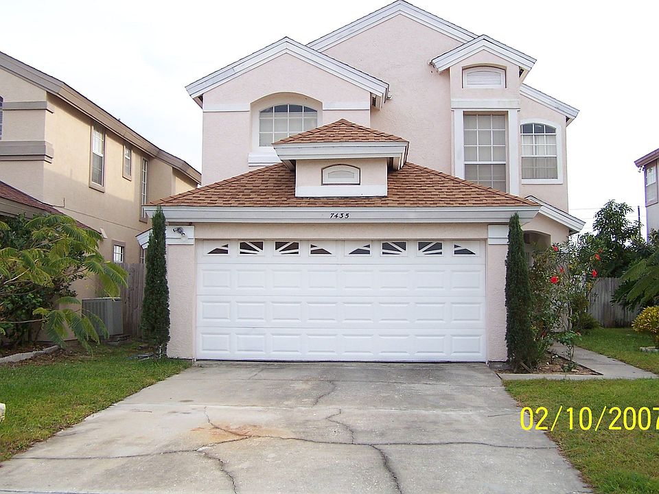 7435 Victoria Cir