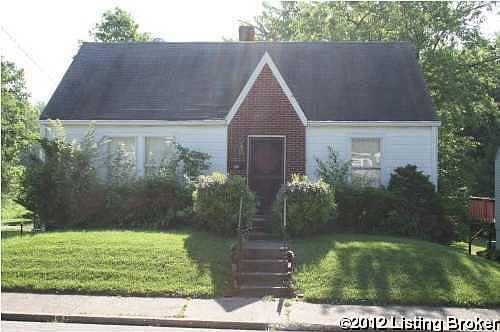 1st image of 819 S 10th St