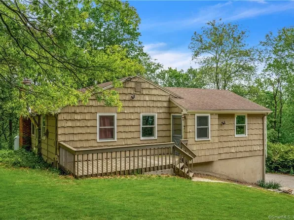 85 Shafer Road, New Hartford, CT 06057