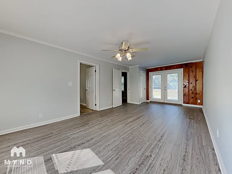906 5th Ave SW — Photo 6