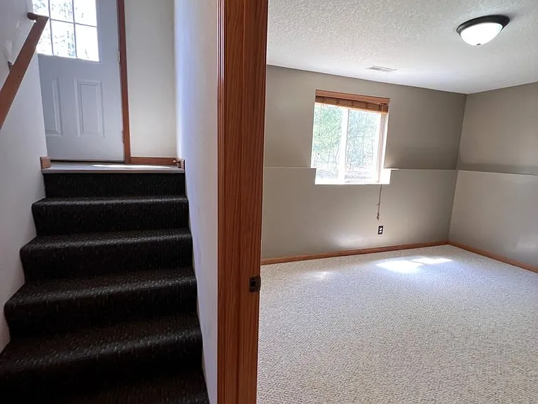 10279 Woodwind Dr — Photo 16