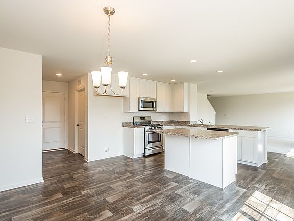 2nd image of 1661 Serenity Dr