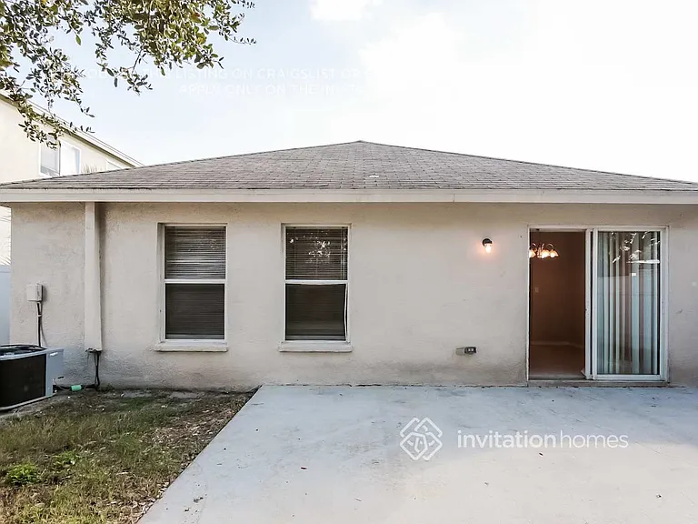 10353 Lakeside Vista Dr — Photo 16