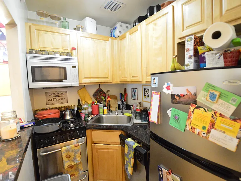 107 W 69th St #3C — Photo 2