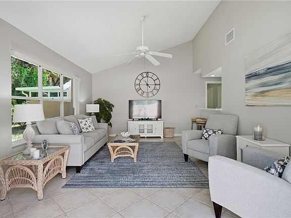 5th image of 1334 Coral Park Ln #403