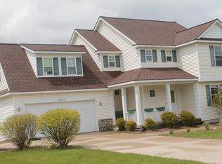 4555 Cider Wood Dr NW, Grand Rapids, MI