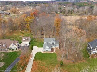 3702 Prescott Dr, Howell, MI