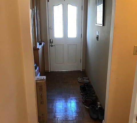 2nd image of 3424 Blythe Dr