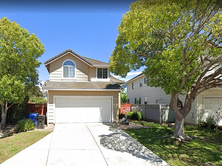 34172 Finnigan Ter — Photo 1