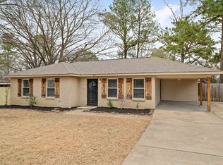 852 Greencliff Rd, Collierville, TN 38017