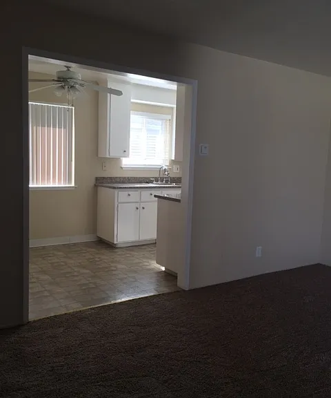 Middlefield Apartments — Photo 5