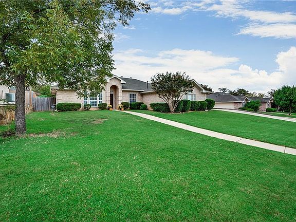 2nd image of 1247 Elmbrook Dr