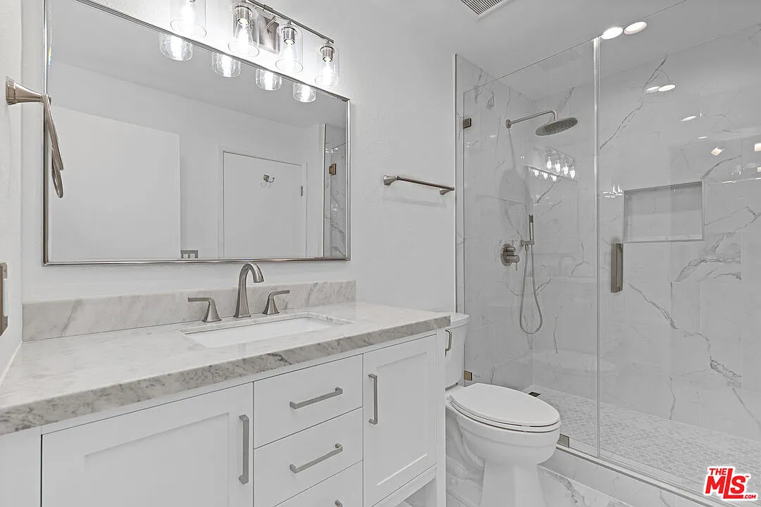 1 bed, 1.0 bath, 760 sqft, $3,500 — Photo 4