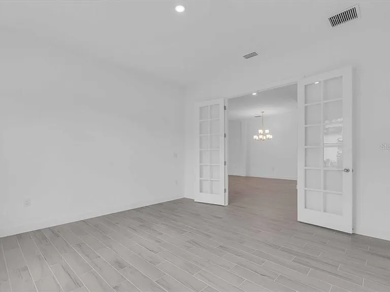 10176 Silent Night Ln — Photo 18