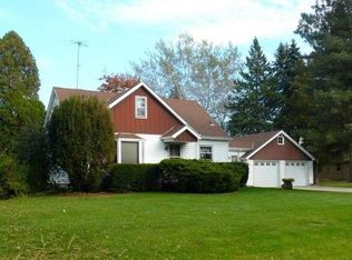 288 Wauwatosa Rd, Cedarburg, WI 53012