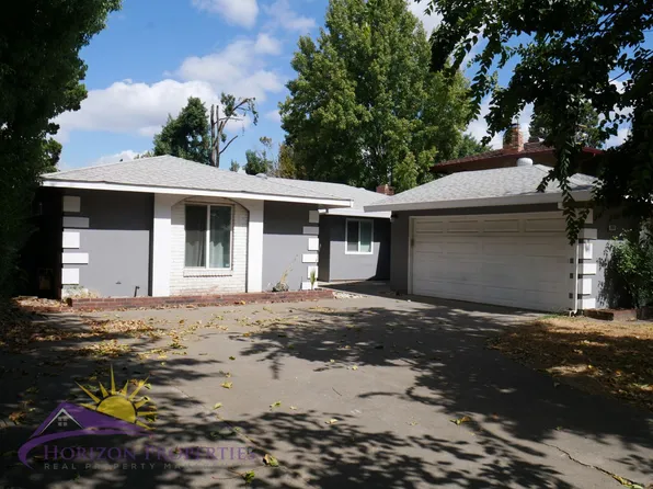 8981 La Riviera Dr, Sacramento, CA 95826