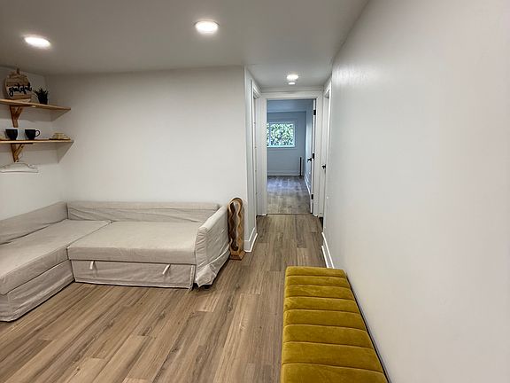 4th image of 5502 E L St Unit B