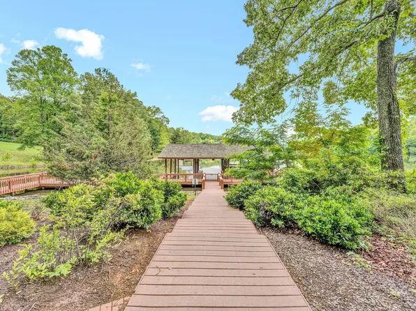 LOT 10 Red Barn Ln, Wirtz, VA 24184