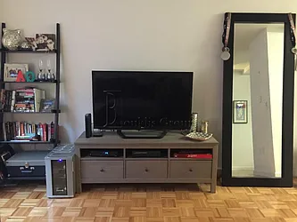 Rented by Bouklis Group