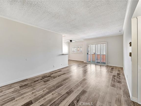 4th image of 5349 Newcastle Ave APT 56