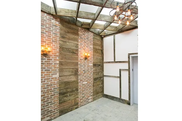 Rented by MNS | media 2